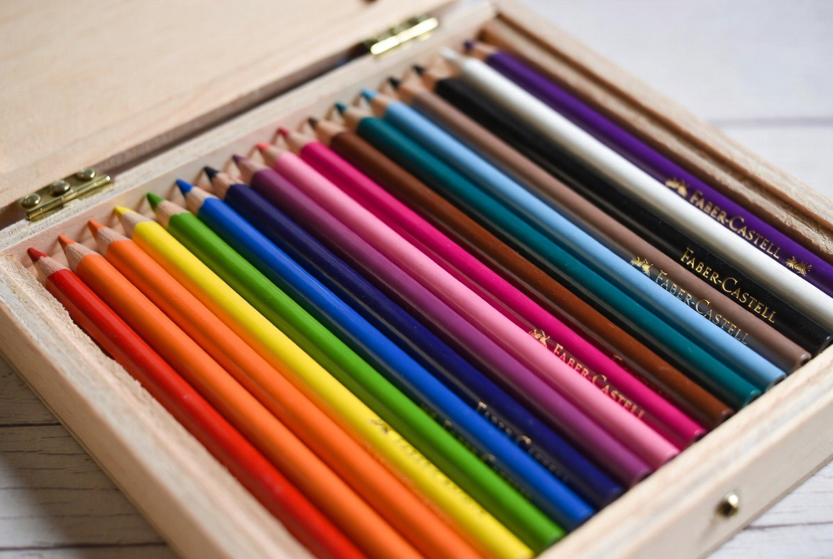 Color Pencil Set 12 Colors